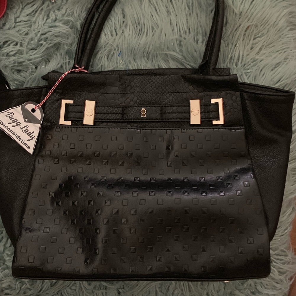 Great looking satchel👍🏼👜💋